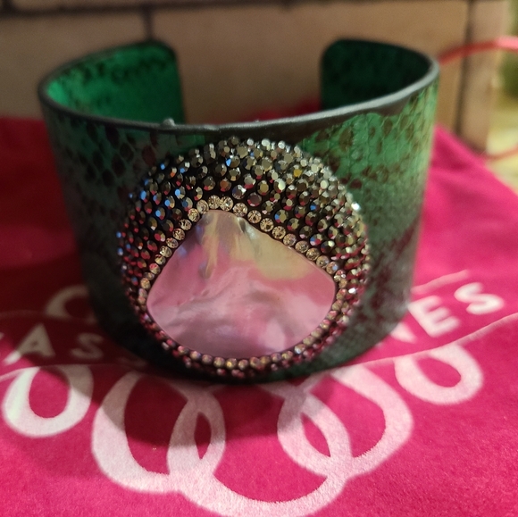 Sassy Jones Tizani Leather Cuff - Green NWT - Picture 2 of 2